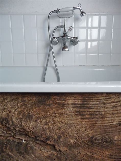 First, dry fit each one, and if your walls aren't square, adjust the fit by. Rustic Wood Bath Surround | Hout, Badkuipen, Huis