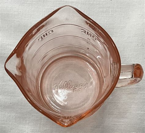 Vintage Kelloggs Pink Depression Glass Spout Measuring Cup Measure
