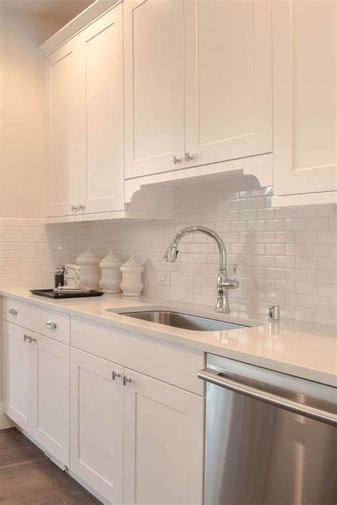 Kbis virtual will be an inspiring, interactive online platform that showcases the latest industry products, trends and technologies, provides meaningful programs, and. A clean and simple style with white cabinets on white ...