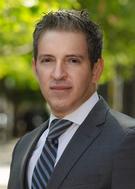 Raphael Castillo, MD | Ophthalmologist