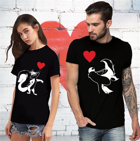 T shirts became popular and a part and parcel of our lives since 1951 when marlon brando adorned one in 'a streetcar named desire'. Couples Valentine T-shirt | T-shirt Loot - Customized T ...