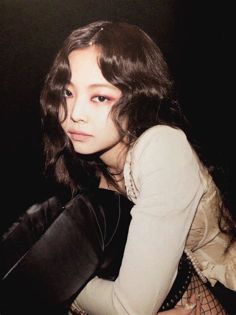 The single and its music video was released on april 5, 2019 at 12am kst. SCAN 190423 Jennie in BLACKPINK's 'KILL THIS LOVE ...