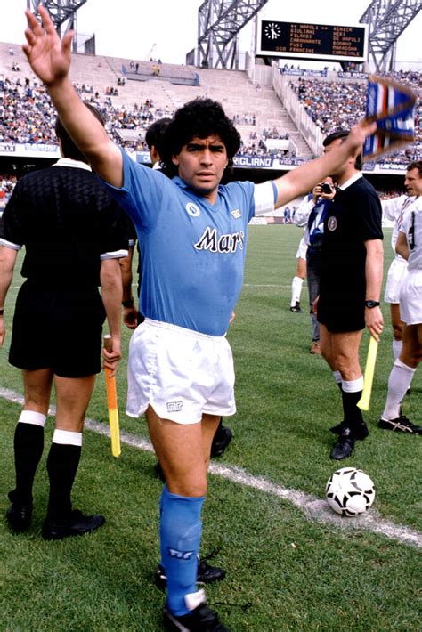Diego Armando Maradona à Naples 1989 Photo Et Tableau Editions Limitées Achat Vente