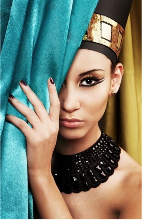 Egyptian Inspired Makeup Египетский макияж глаз Предметы макияжа