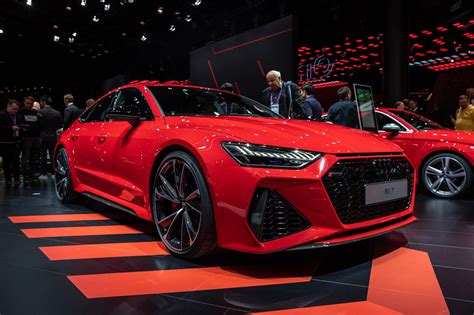 Every current audi you can buy brand new is listed here. The 2020 Audi RS7 Sportback mixes performance with ...