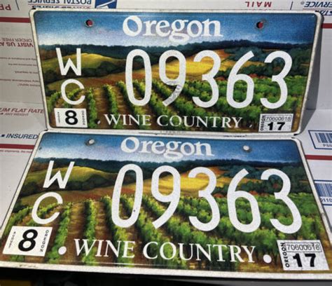Oregon Wine Country License Plate With A 2017 Sticker Ebay