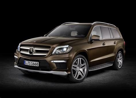 The other big difference between these two is price. 2012 Mercedes-Benz GL-Class SUV