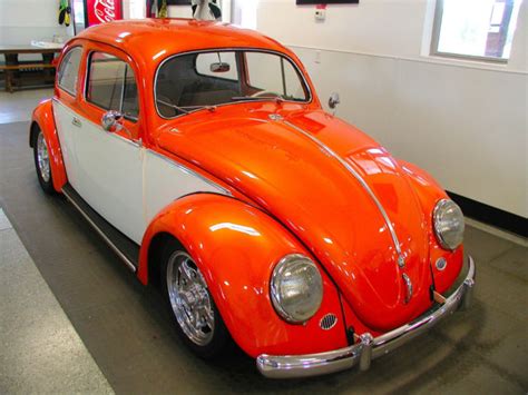 It is fuel injected like a superbeetle but has the more reliable front suspension of the standard bug. 1957 VW Volkswagen Oval Window Beetle Bug Custom ...