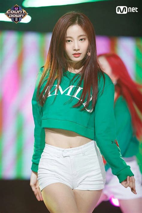 pin on momoland yeonwoo