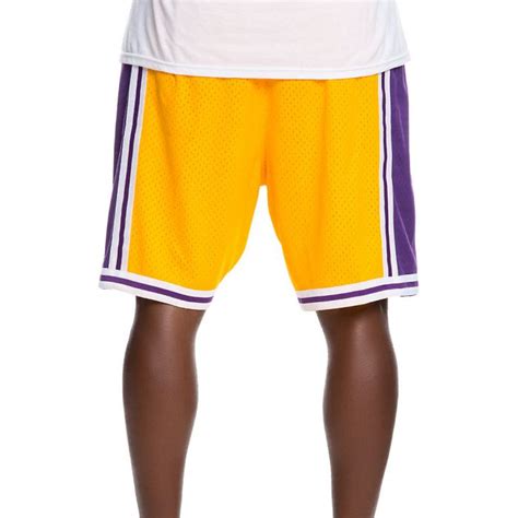 Mitchell And Ness Mens Los Angeles Lakers Shorts 540b 302 7lalqpv Shiekh
