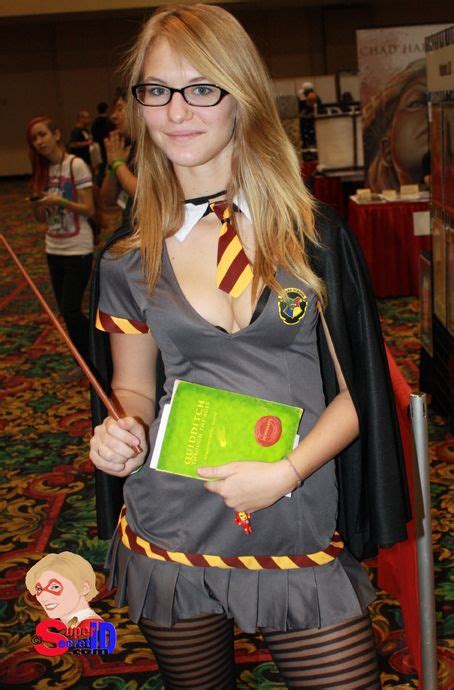 Hermione Cosplay By Norrit07 On Deviantart Hermione Cosplay Colorful
