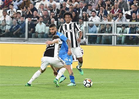 I didn't like those months all that much. Serie A : Naples s'impose face à la Juventus et relance la ...