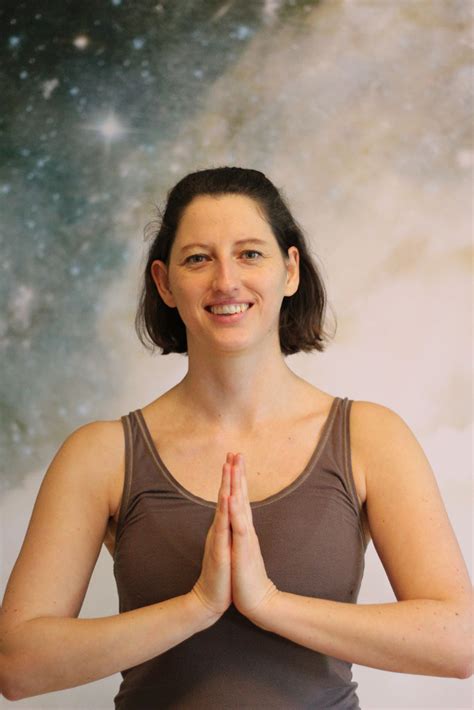 Melanie Thoma Sandhi Yoga