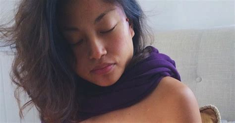 Mom Sheds Light On Unspoken Reality Of Breastfeeding Struggles Huffpost
