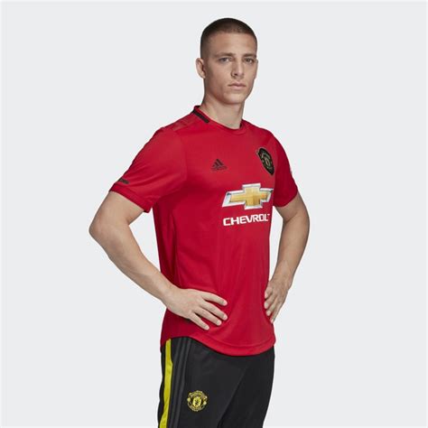 Viste los colores del uniforme del manchester united y lúcete al igual que los jugadores en cualquier cancha. Novas camisas do Manchester United 2019-2020 Adidas | MDF