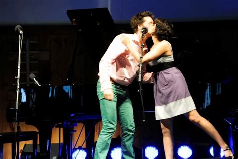 Photo Of The Day Singers Smooch For The Last Song Of Summer