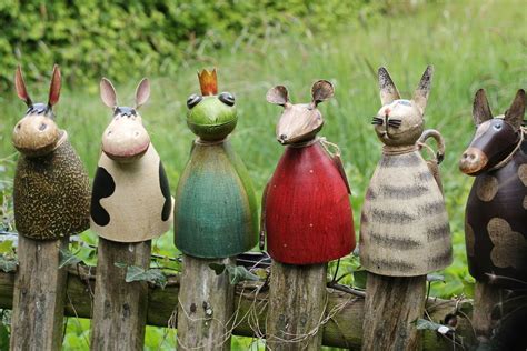 Check spelling or type a new query. Zaunhocker | Zaunhocker, Gartenskulpturen, Gartenschmuck