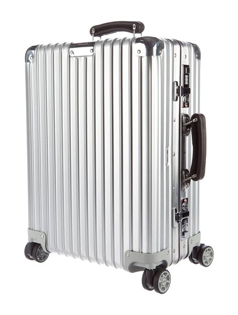 The Rimowa Cabin Classic How Does It Hold Up Today Luggage Unpacked