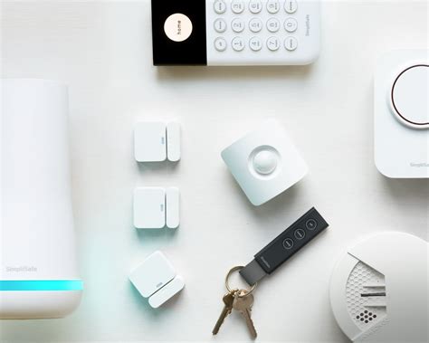 Simplisafe Lets You Customize Your Home Security System Home Alarm