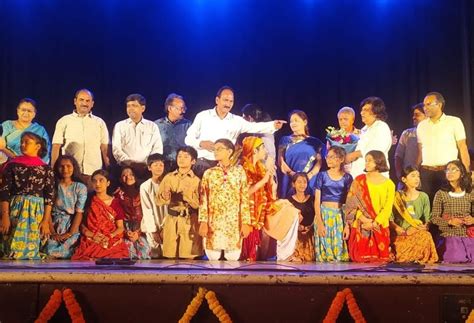 बाल उत्सव 2022 रंगमंच पर बिखरे बच्चों की प्रतिभा के रंग नाटकों के