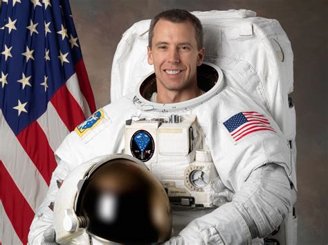 The Amazing Perks Of Being A Nasa Astronaut Business Insider