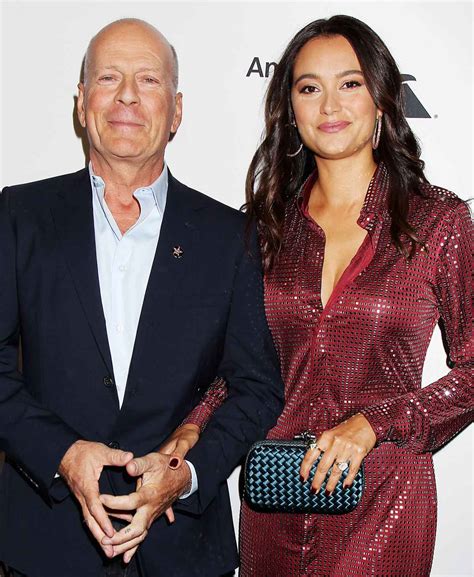 Bruce Willis’ Wife Emma Heming Struggling Amid His Aphasia Diagnosis Us Weekly
