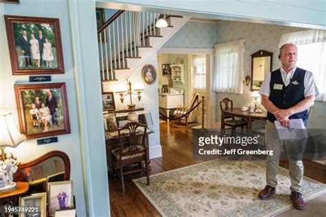 Charlotte North Carolina Homes Photos And Premium High Res Pictures Getty Images