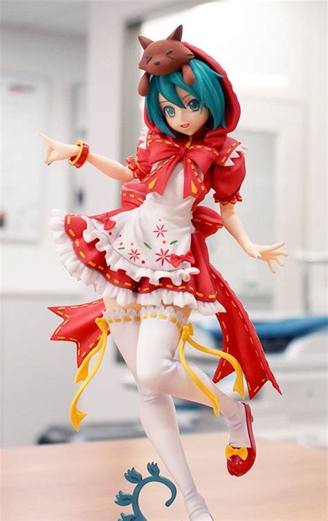 hatsune miku project diva 2nd little red riding hood ver 1 7 figure in action and toy figures