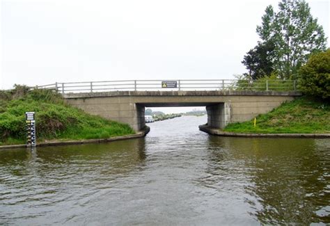 Boat height for canals bridges in sw cape. Norfolk Broads Bridge Clearances