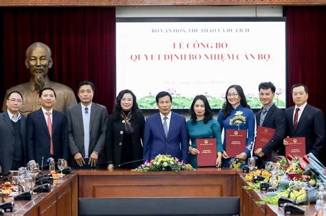 Game được nhiều người yêu thích và mang lại giây giải trí vui vẻ cho người chơi. NSƯT Xuân Bắc được bổ nhiệm làm giám đốc Nhà hát Kịch Việt ...