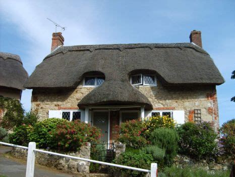 I was correct, and that is, in fact Solve The Old Bell, Godshill, Isle of Wight jigsaw puzzle ...