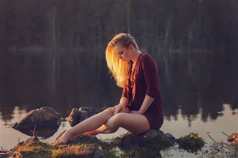 Wallpaper Model Blonde Dress Barefoot Sitting Rocks Water Women Outdoors 2048x1365