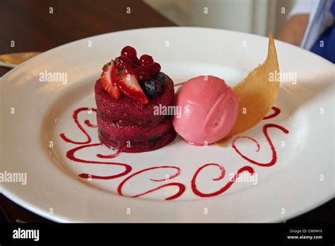 Dessert Fine Dining Gastronomy Fine Dining Cuisine French Dish On The