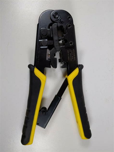 Klein Tools Vdv226 011 Ratcheting Modular Pliers Crimper Stripper