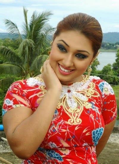Bangladeshi Actress Apu Biswas Hot Photo Collection Beauty Picture