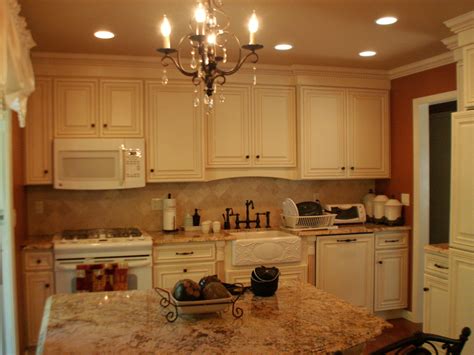 Above is a 1970s kitchen spotted on expo lounge. 1970 split level kitchen after | Split level kitchen ...