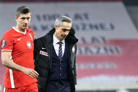 On lewandowski being key to the team's success… Paulo Sousa podjął WAŻNĄ decyzję w sprawie Roberta ...