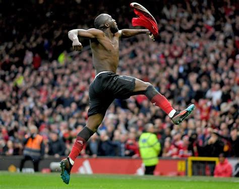 Mintea sa o luase razna! lukaku, tot mai aproape de un transfer de marcă! Romelu Lukaku: Man Utd celebration after Southampton goals ...