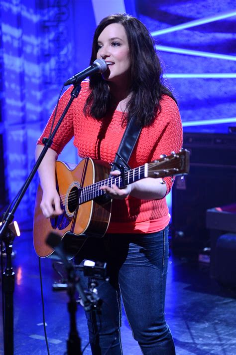 Brandy Clark 2024: dating, net worth, tattoos, smoking & body