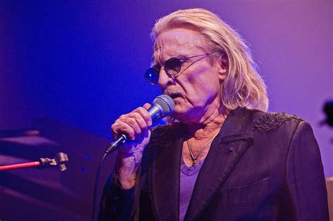Plaire, aimer et courir vite. Christophe, le chanteur des Mots bleus, est mort à 74 ans
