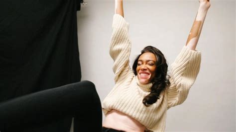 Winnie Harlow Is The Newest Rookie In Si Swimsuit 2019