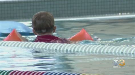 Cdc Issues Pool Safety Warning About Fecal Parasite That Can Live In Pools For Days Youtube