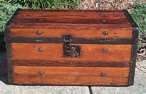 548 Restored Civil War Flat Top Antique Trunk Victorian Era For Sale