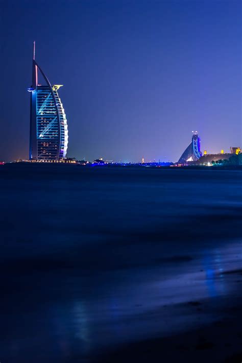 图片素材 海 地平线 光 天际线 黎明 摩天大楼 市容 黄昏 晚间 反射 塔 迪拜 地标 阿联酋 阿拉伯