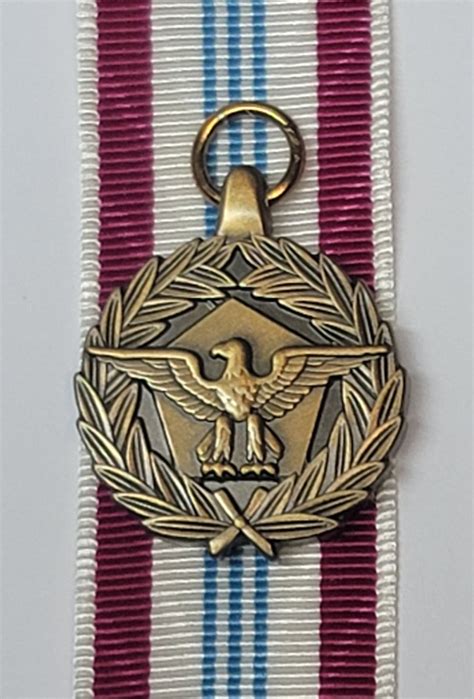 United States Defense Meritorious Service Medal Defence Medals Canada
