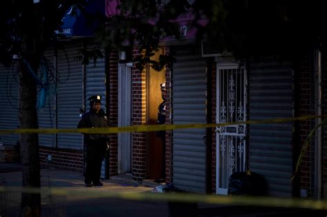 2 Die In Jealous Rampage New York Citys Third Murder Suicide In Days
