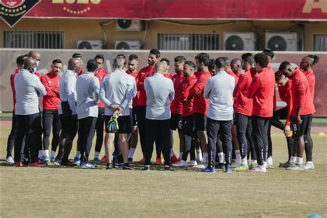 نعرض خلال السطور التالية موعد مباراة الأهلي ضد الدحيل القطري وتشكيل الفريقين فى كأس العالم للأندية فى دولة قطر وكذلك تردد ويتم لعب مباراة الأهلي والدحيل ضمن كأس العالم للاندية 2021 بأسلوب خروج المغلوب. مونديال الأندية| موعد مباراة الأهلي والدحيل والقنوات ...