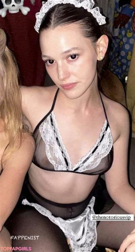 Victoria Pedretti Nude OnlyFans Leaked Photo 47 TopFapGirls