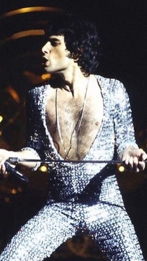 Pin By Teia On Freddie Mercury In Silver Jumpsuit Queen Freddie