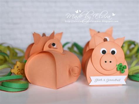 Sie möchten einen tannenbaum aus papier basteln? Schwein gehabt | Basteln silvester, Glücksbringer basteln silvester und Glücksbringer basteln